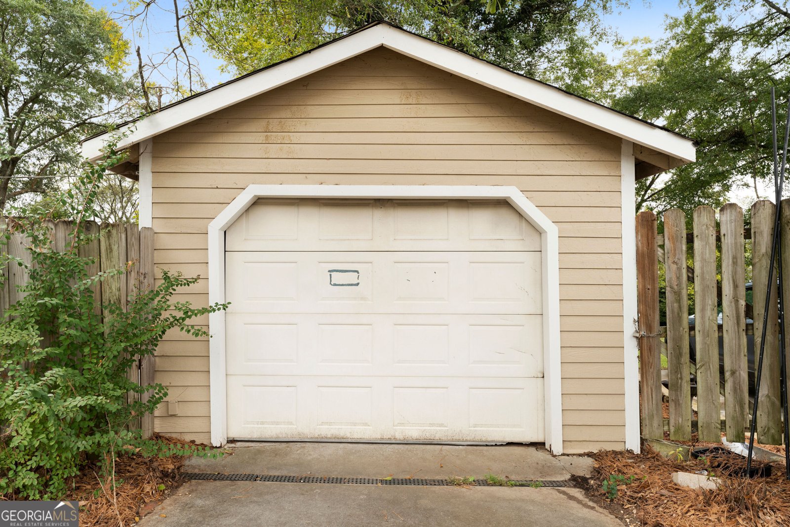 712 College Street Calhoun - 31