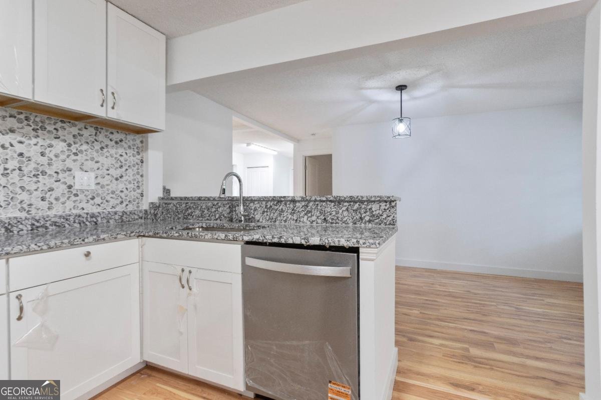 4361 Ben Hill Road Lithia Springs - 28
