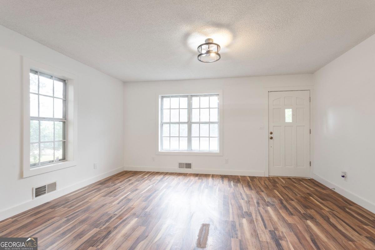 4361 Ben Hill Road Lithia Springs - 5