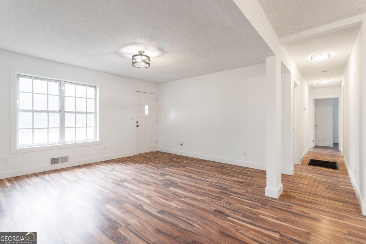 4361 Ben Hill Road Lithia Springs - 6