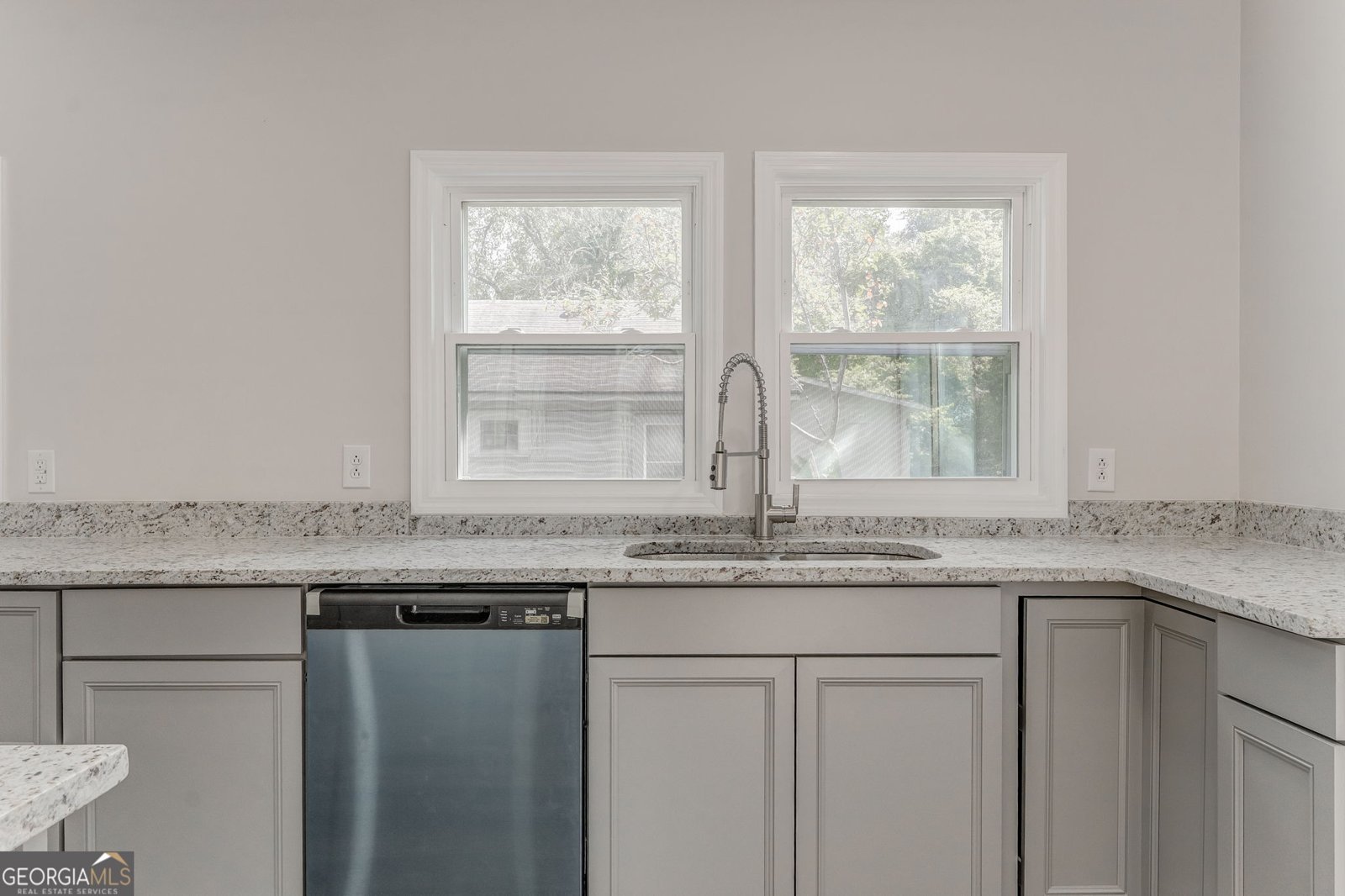 412 North Avenue Rome - 23