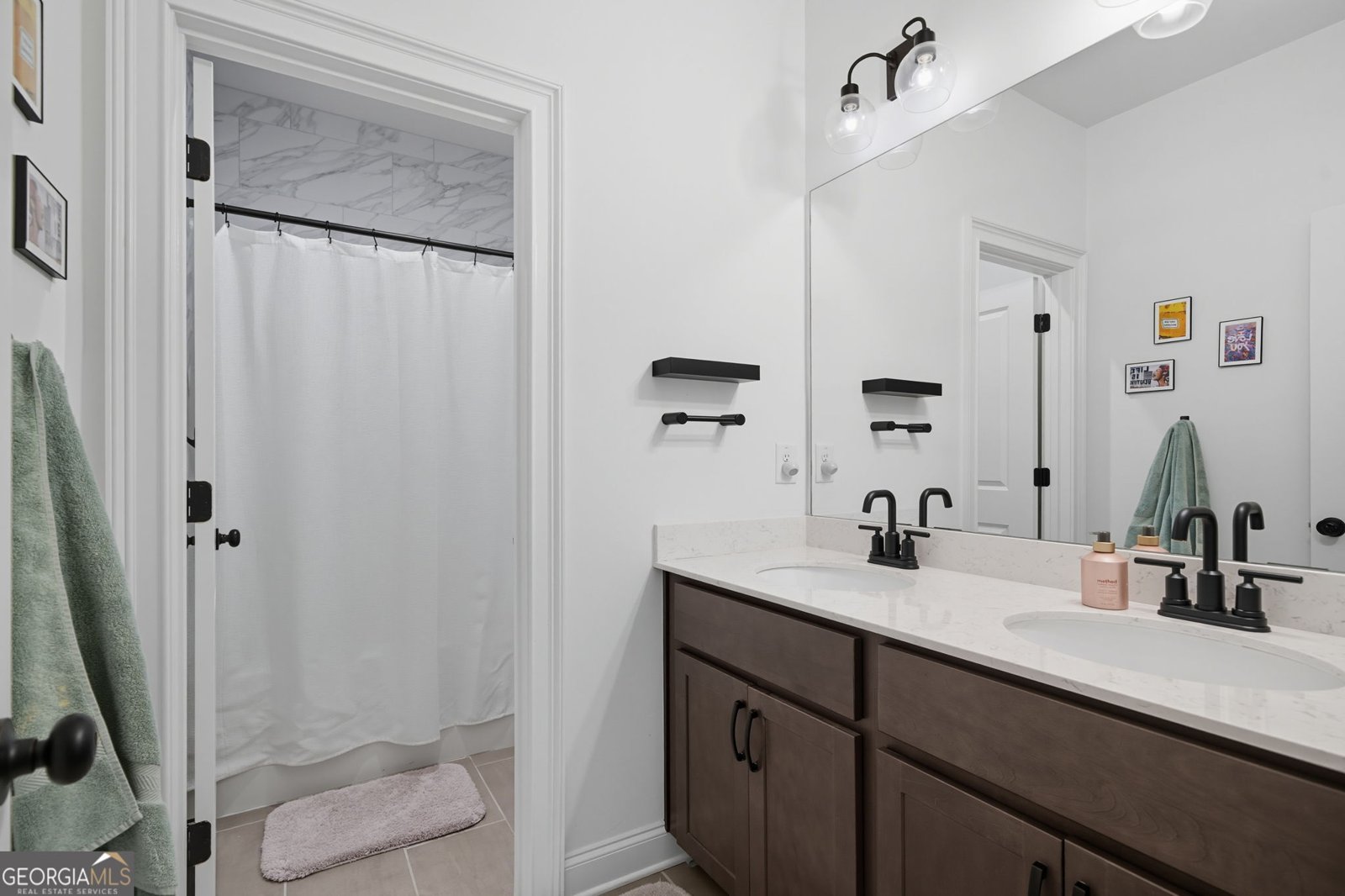 3226 Artessa Lane Roswell - 38