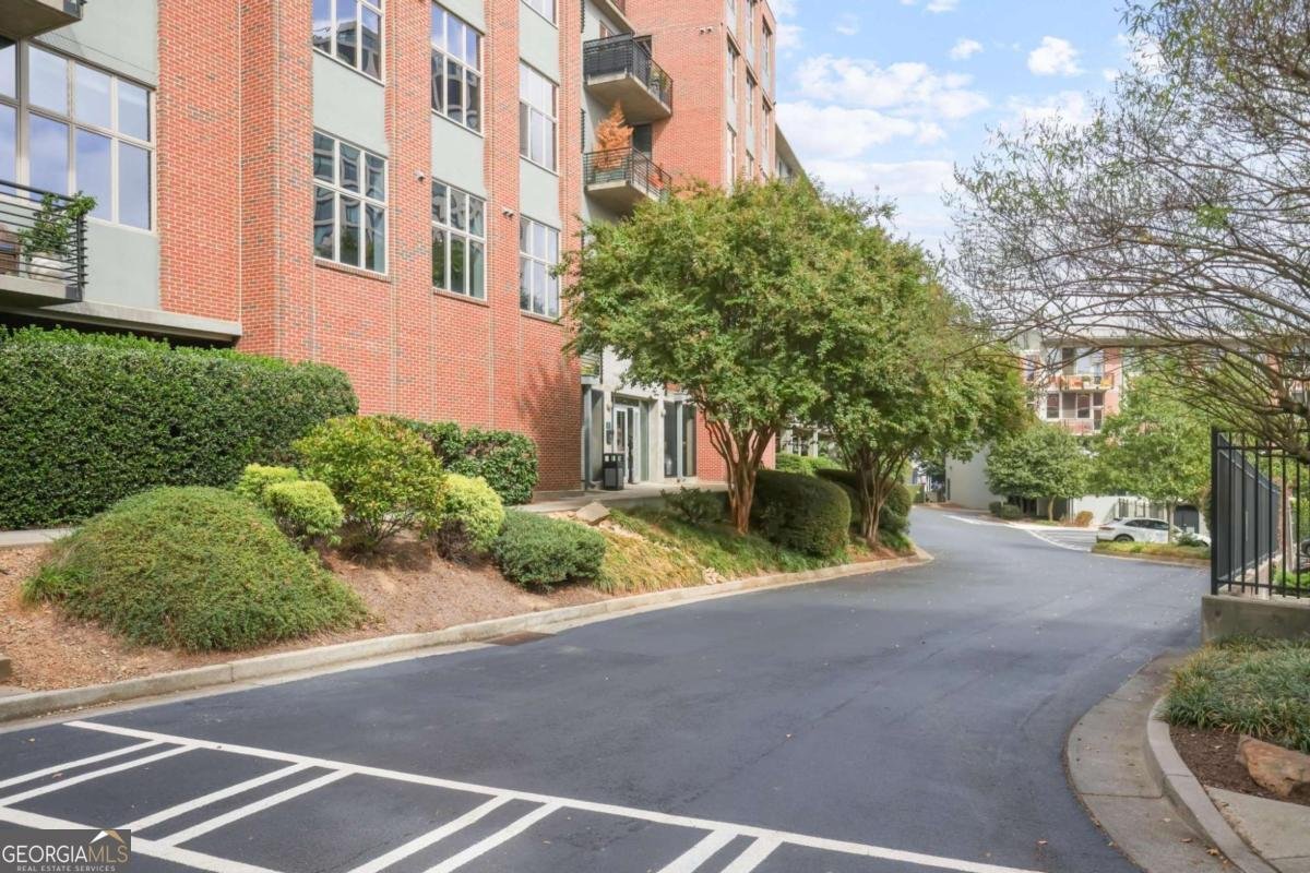 640 Glen Iris Drive Atlanta - 10