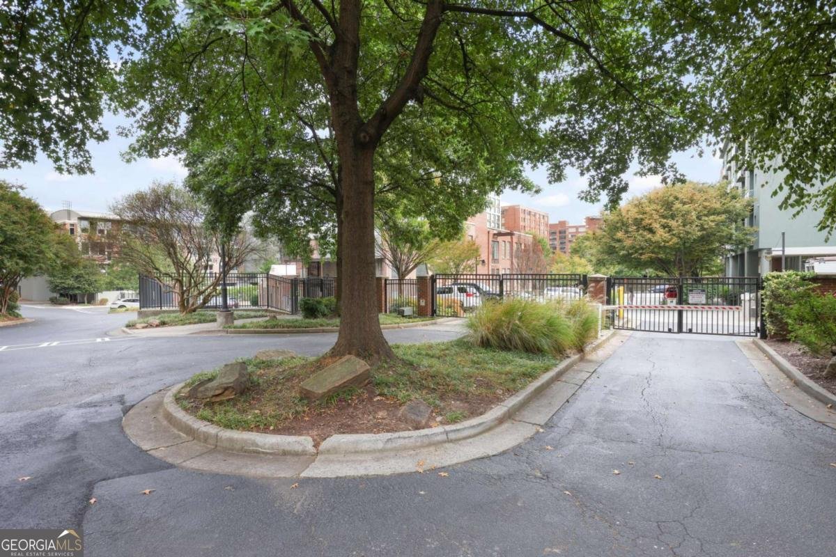 640 Glen Iris Drive Atlanta - 9
