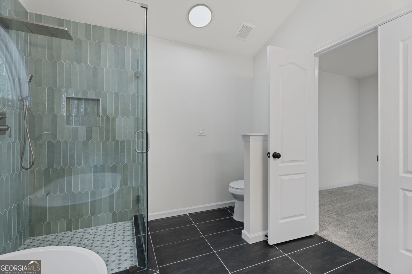 325 Peachtree Circle Hampton - 33