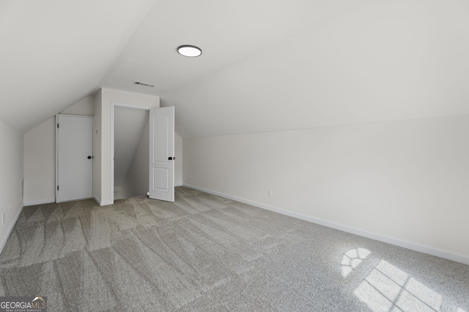 325 Peachtree Circle Hampton - 37