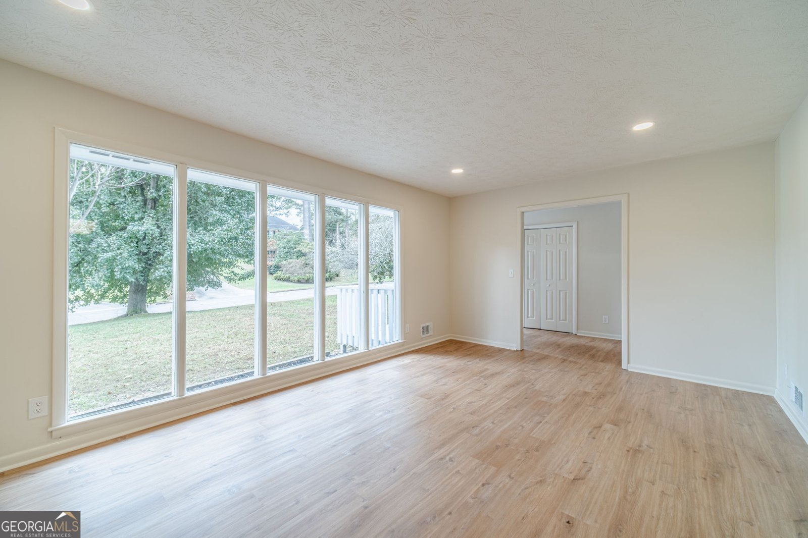 522 Foxmoor Drive Lilburn - 6