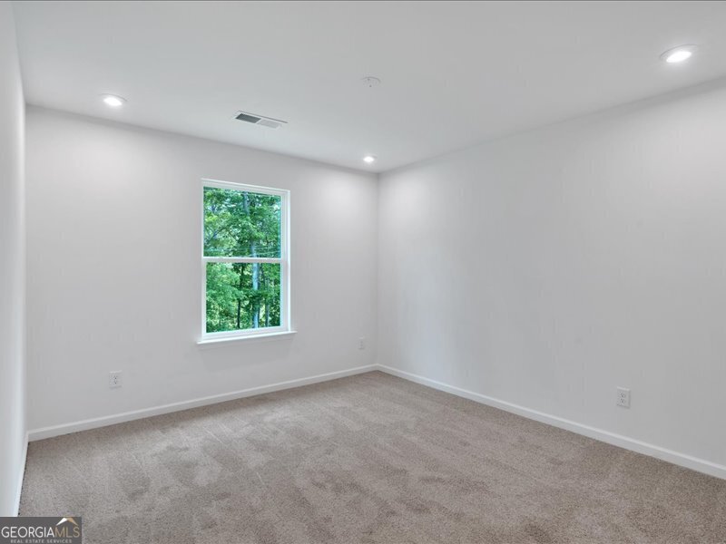 368 Waterbluff Drive Mableton - 10