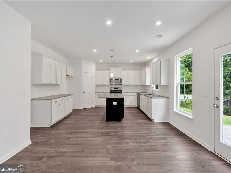 368 Waterbluff Drive Mableton - 3