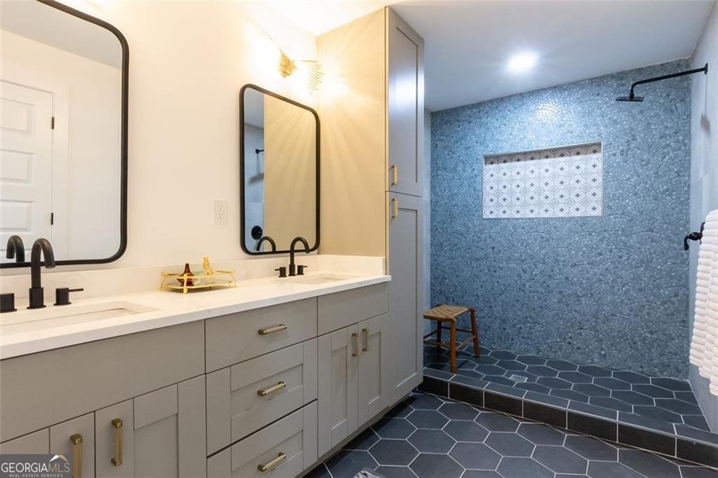 2749 Memorial Drive Atlanta - 24