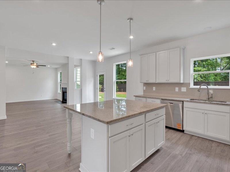 364 Waterbluff Drive Mableton - 12