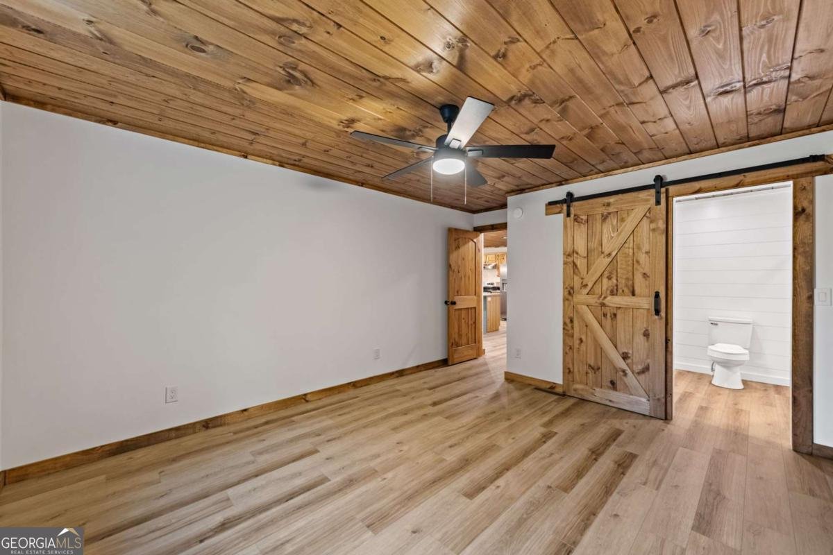 4097 Mobile Road Mccaysville - 22