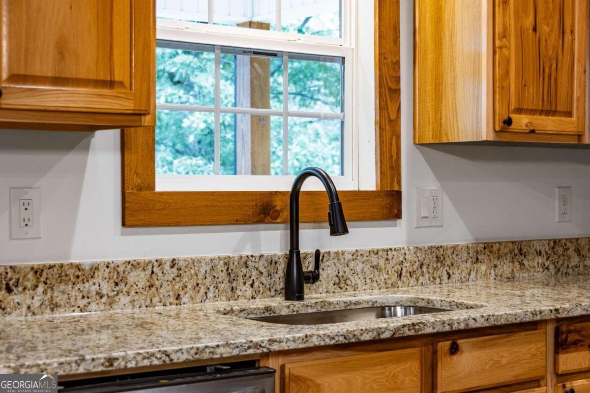 4097 Mobile Road Mccaysville - 35