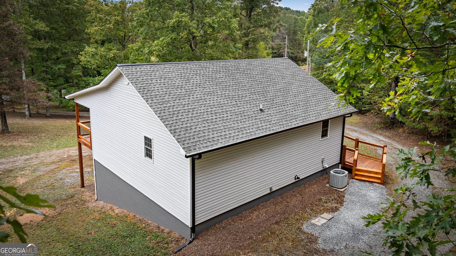 4097 Mobile Road Mccaysville - 44