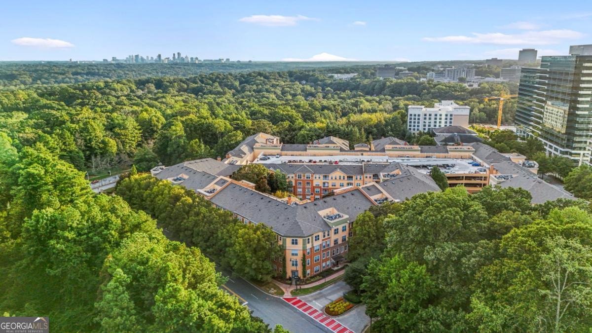 10 Perimeter Summit Boulevard Atlanta - 1