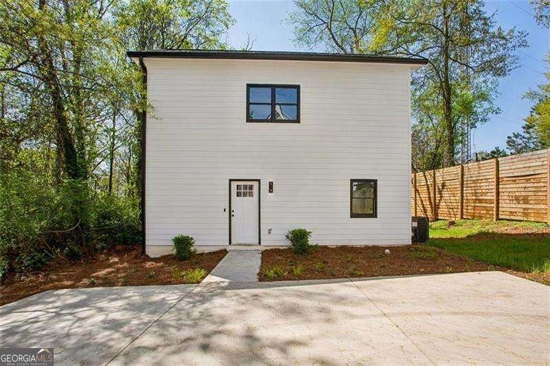 1882 Francis Avenue Atlanta - 40