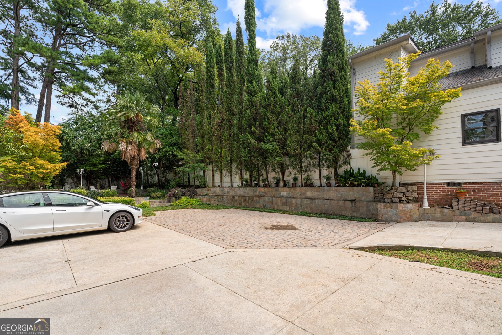 1761 Monroe Drive Atlanta - 40