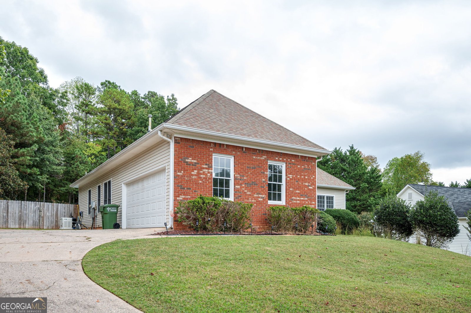 7590 Golden Sands Drive Cumming - 27