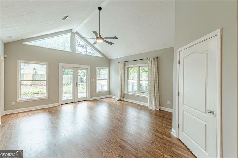 862 Hartford Place Atlanta - 11