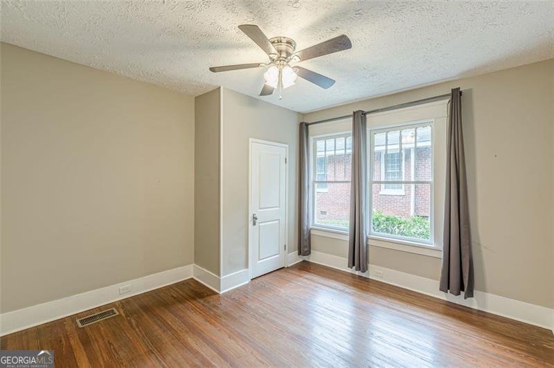 862 Hartford Place Atlanta - 23