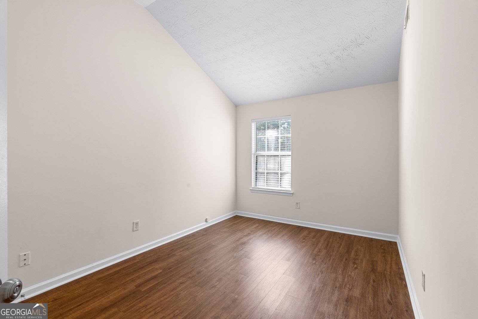 2734 South Hills Riverdale - 29