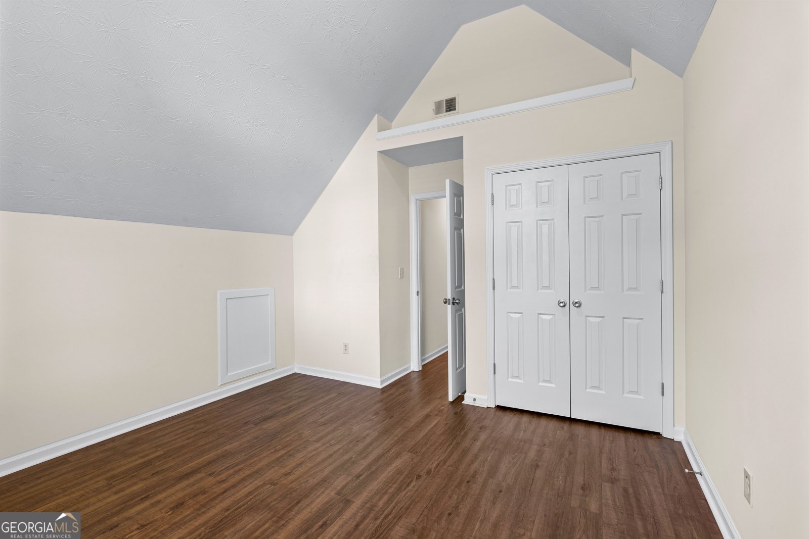 2734 South Hills Riverdale - 33