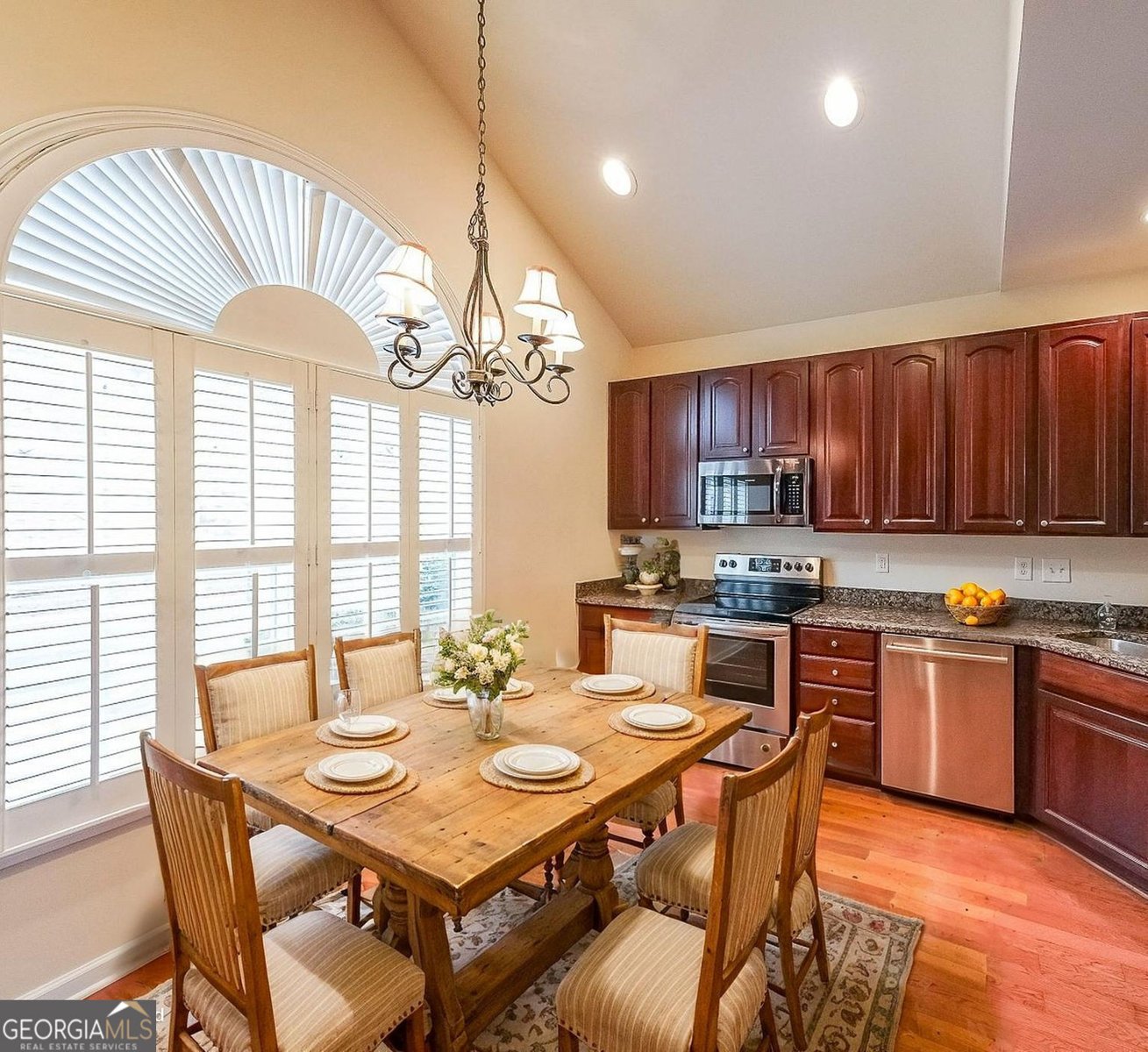 382 Guibor Court Kennesaw - 5