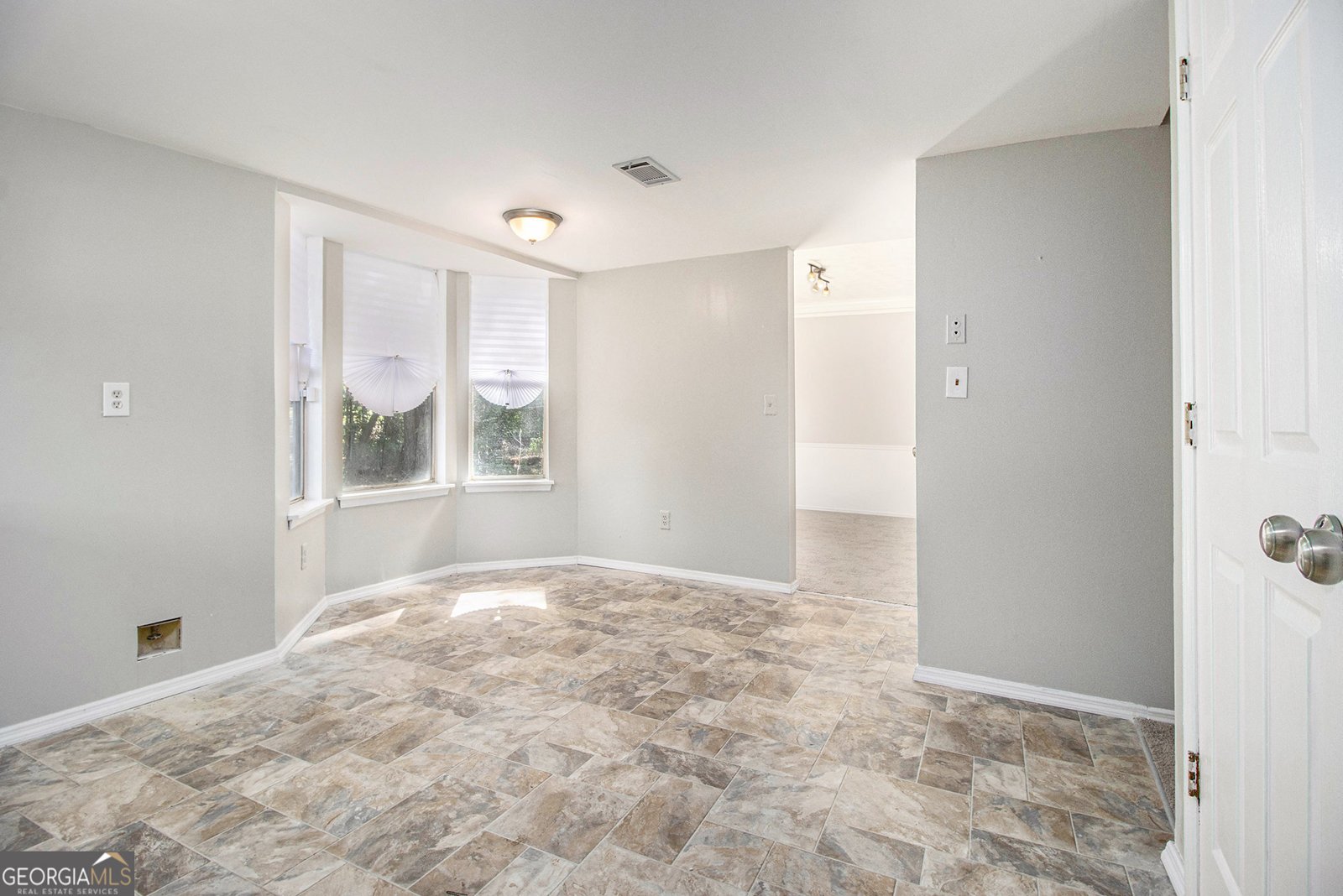 5435 FOREST DOWNS Circle Atlanta - 6