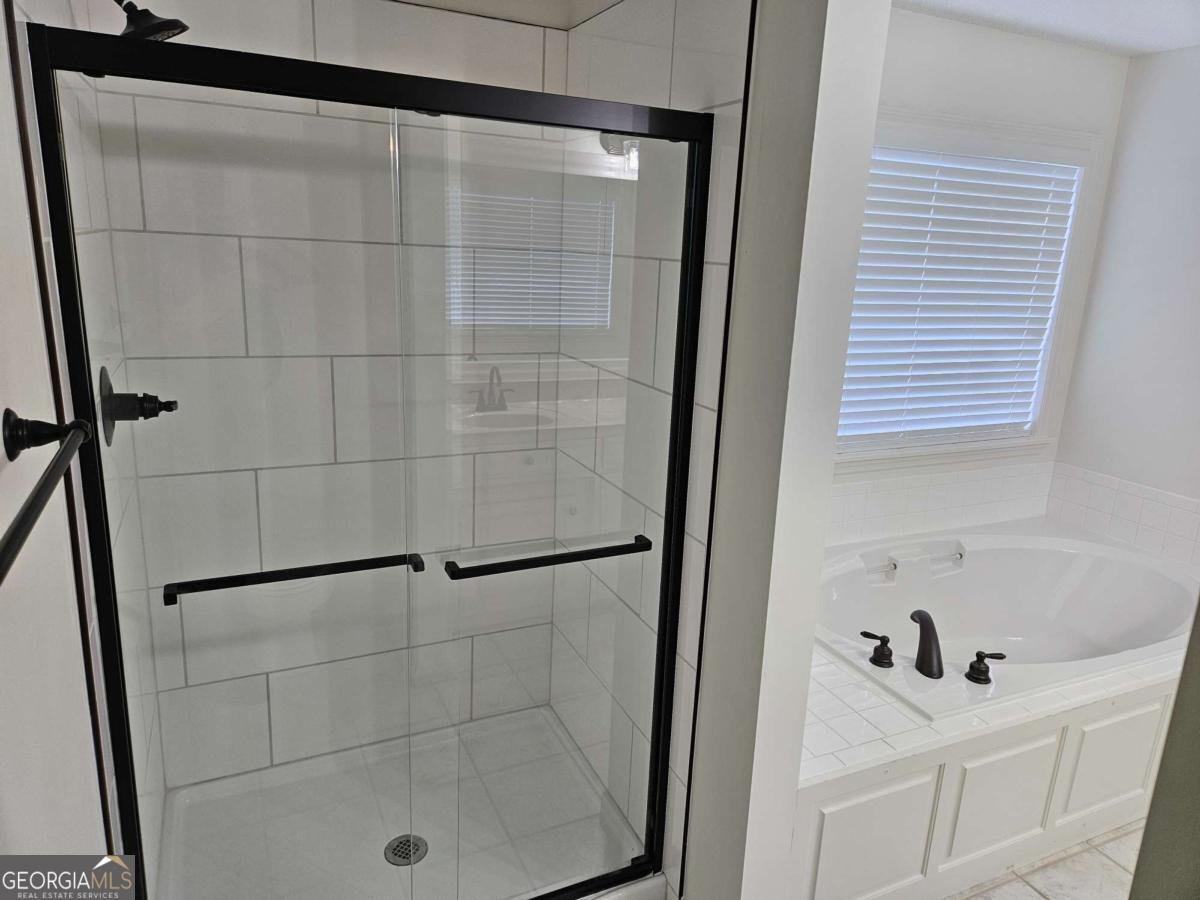 31 Henry Way Tifton - 32