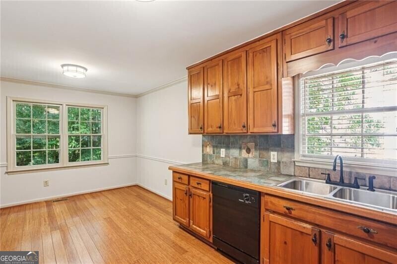 591 Oakledge Drive Marietta - 10