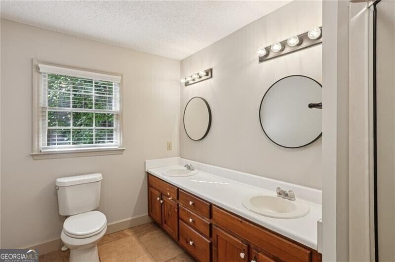 591 Oakledge Drive Marietta - 14