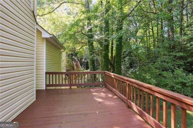 591 Oakledge Drive Marietta - 25