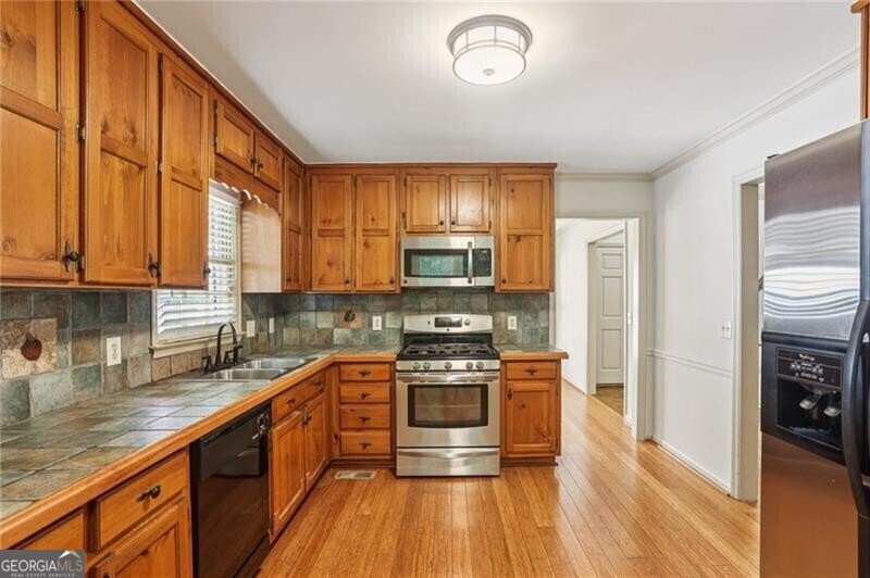 591 Oakledge Drive Marietta - 7