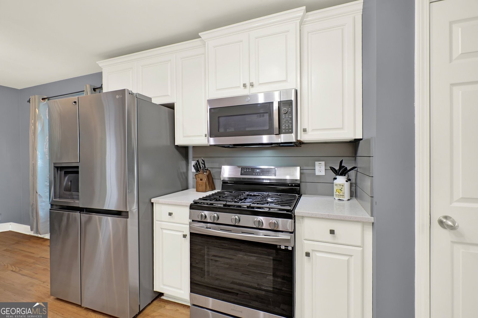 6985 Shane Lane Cumming - 12