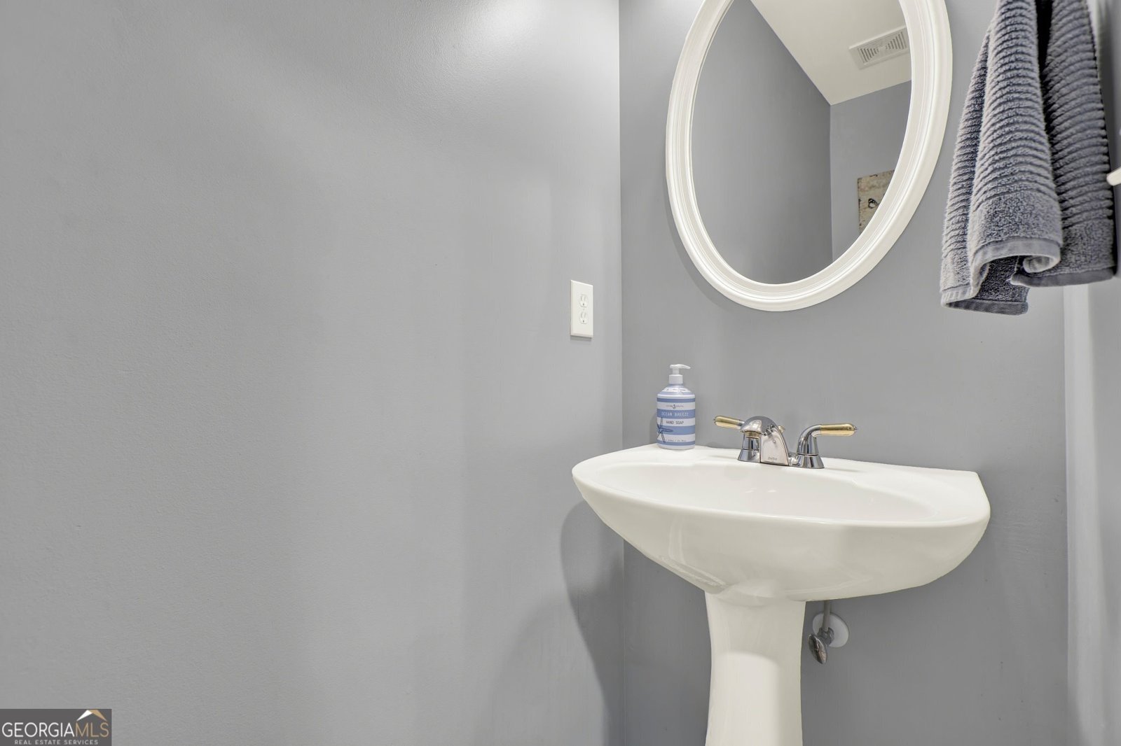 6985 Shane Lane Cumming - 23