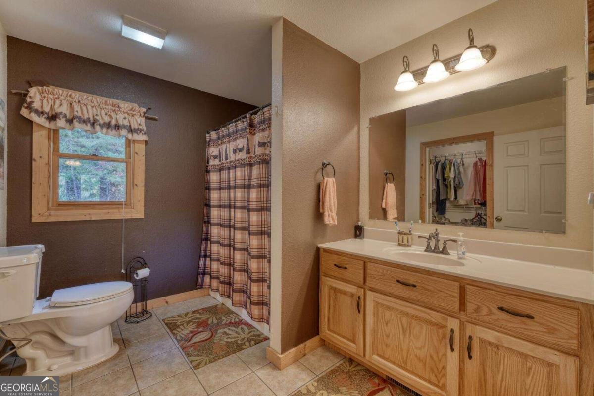 5702 Valley View Drive Hiawassee - 24