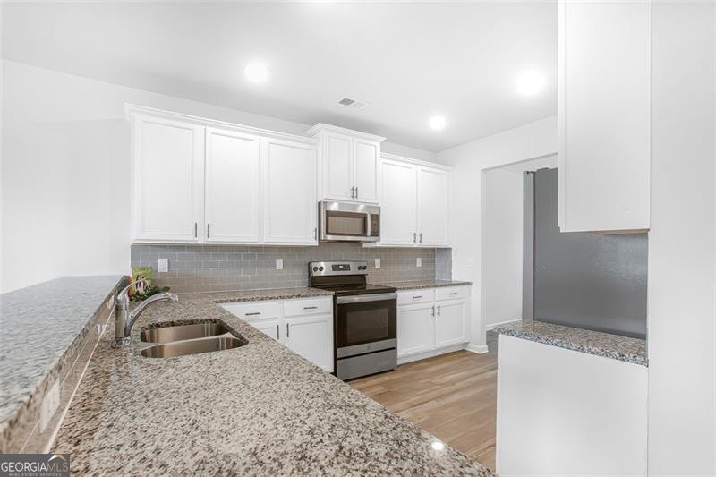 3570 SARATOGA Circle Decatur - 12