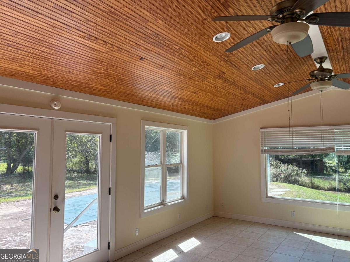 180 4th Street Colbert - 14