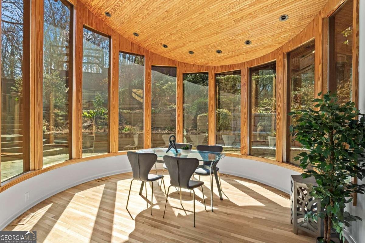 120 Laurel Drive Atlanta - 16