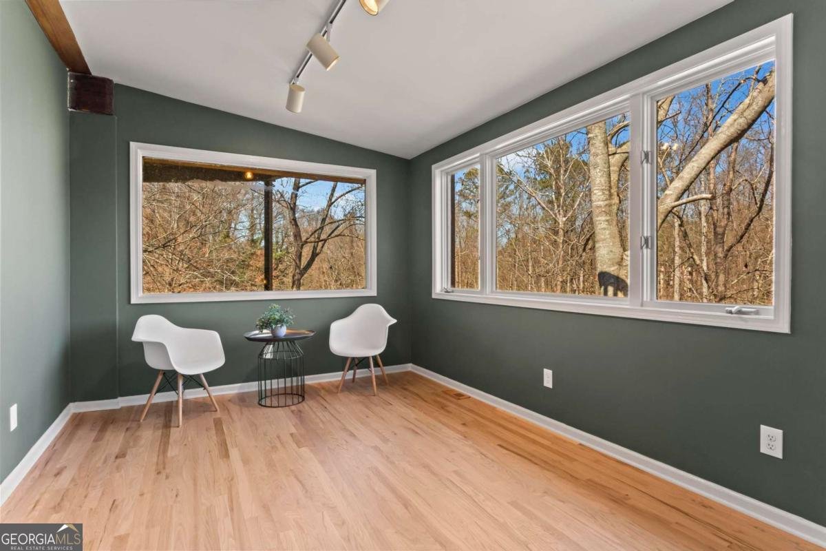 120 Laurel Drive Atlanta - 53