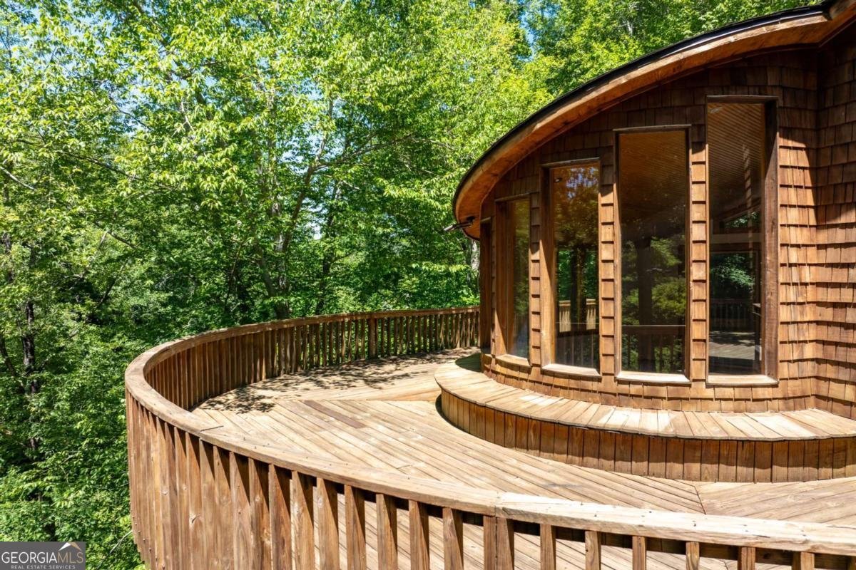 120 Laurel Drive Atlanta - 79