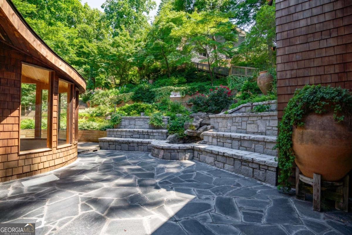 120 Laurel Drive Atlanta - 81