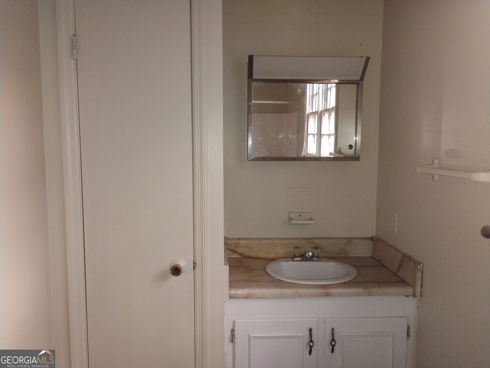 196 Commerce Street Hawkinsville - 10