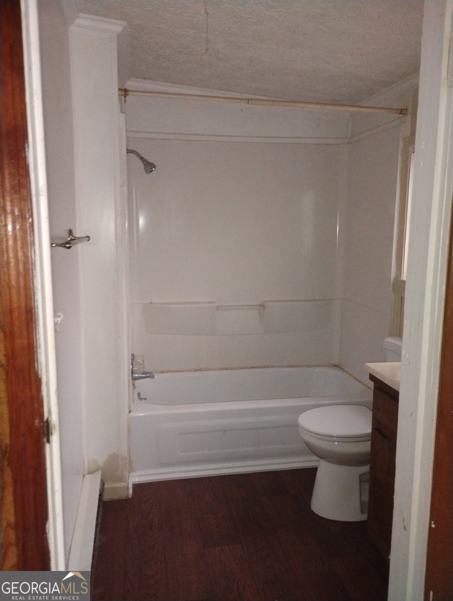 196 Commerce Street Hawkinsville - 11