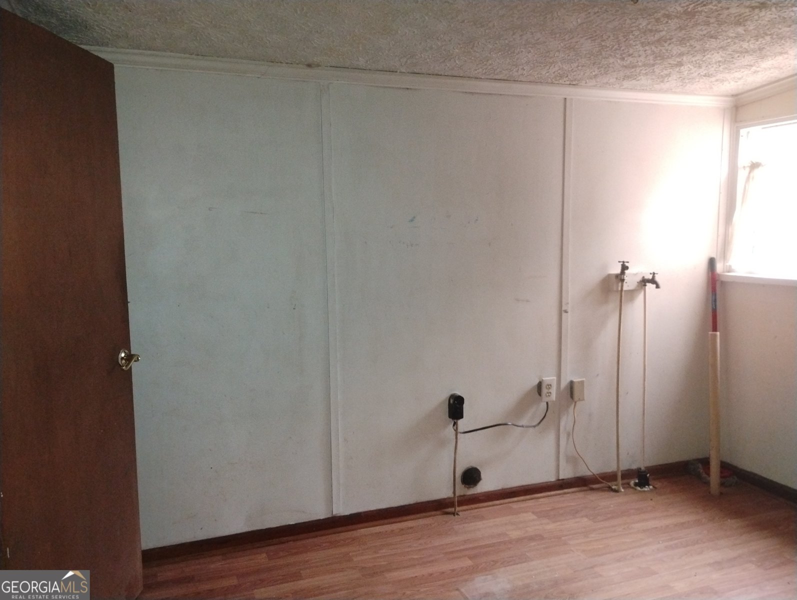 196 Commerce Street Hawkinsville - 13