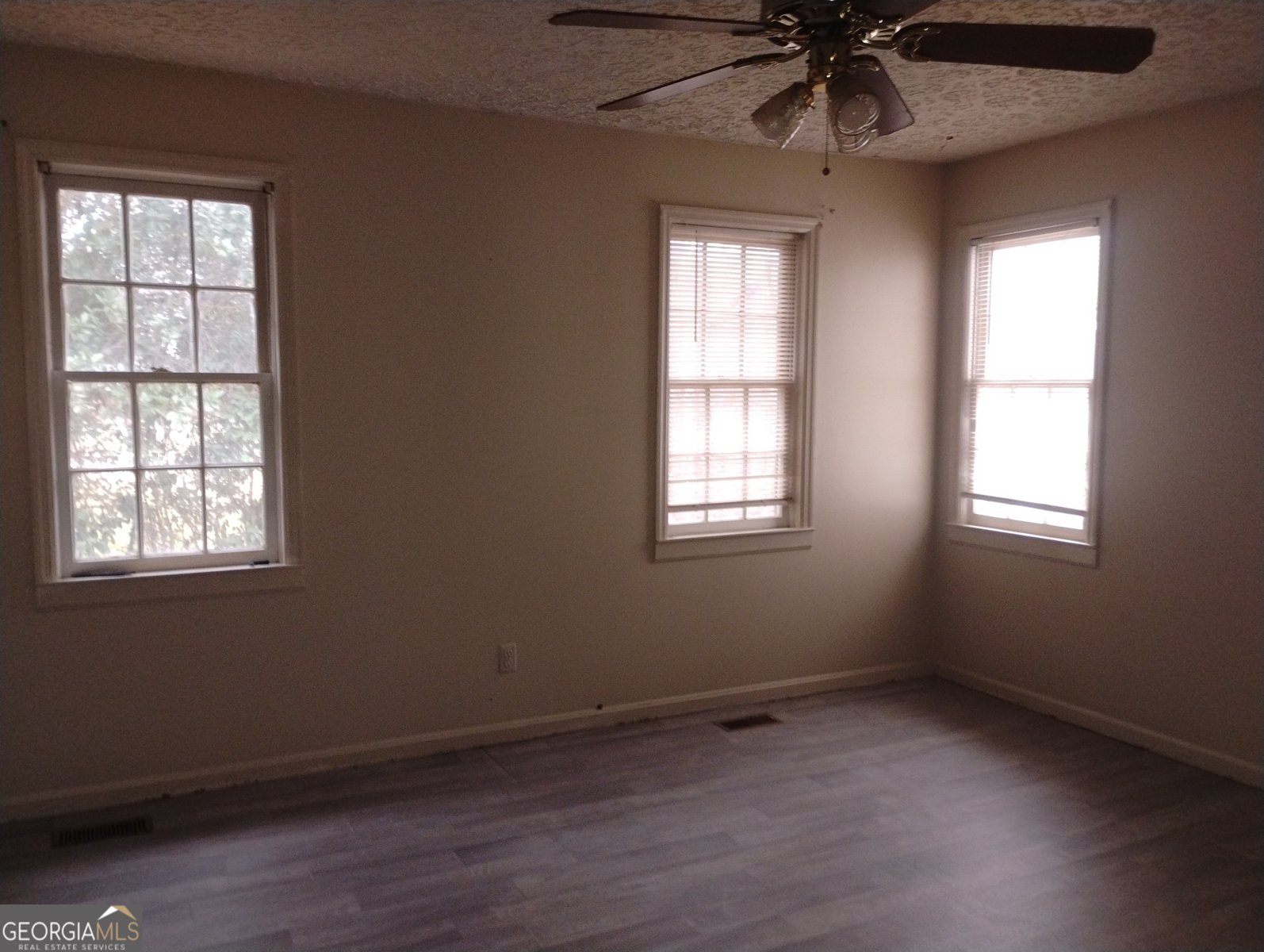 196 Commerce Street Hawkinsville - 5