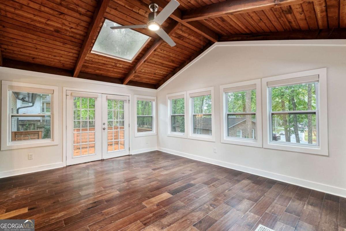 4084 Longview Drive Atlanta - 16