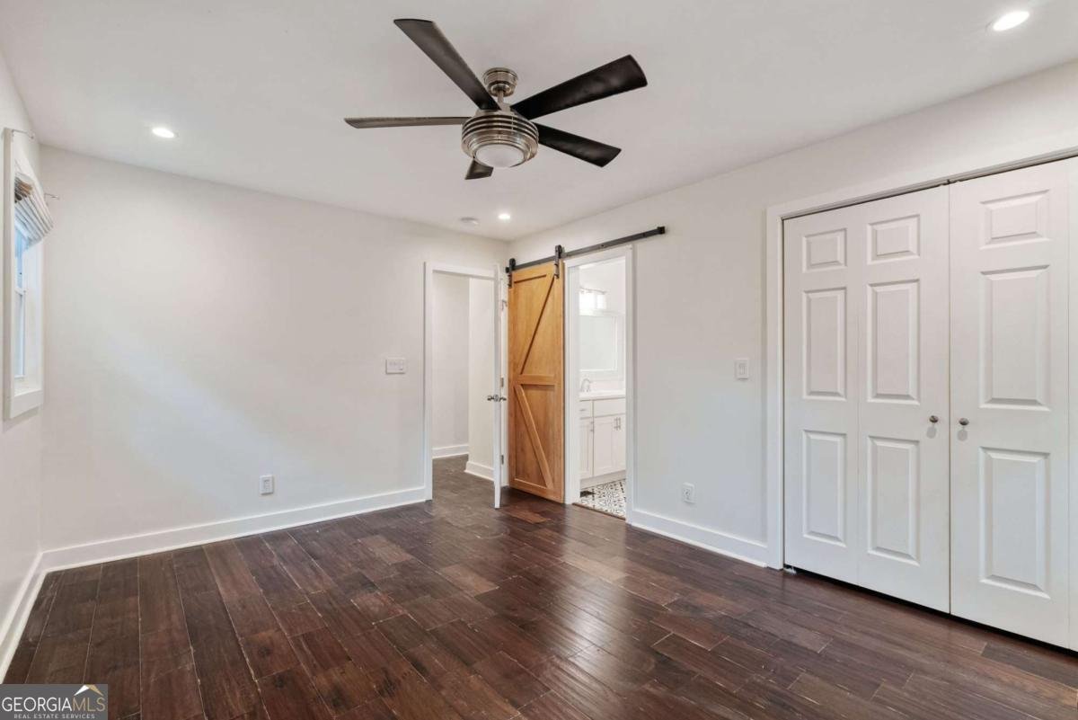 4084 Longview Drive Atlanta - 19