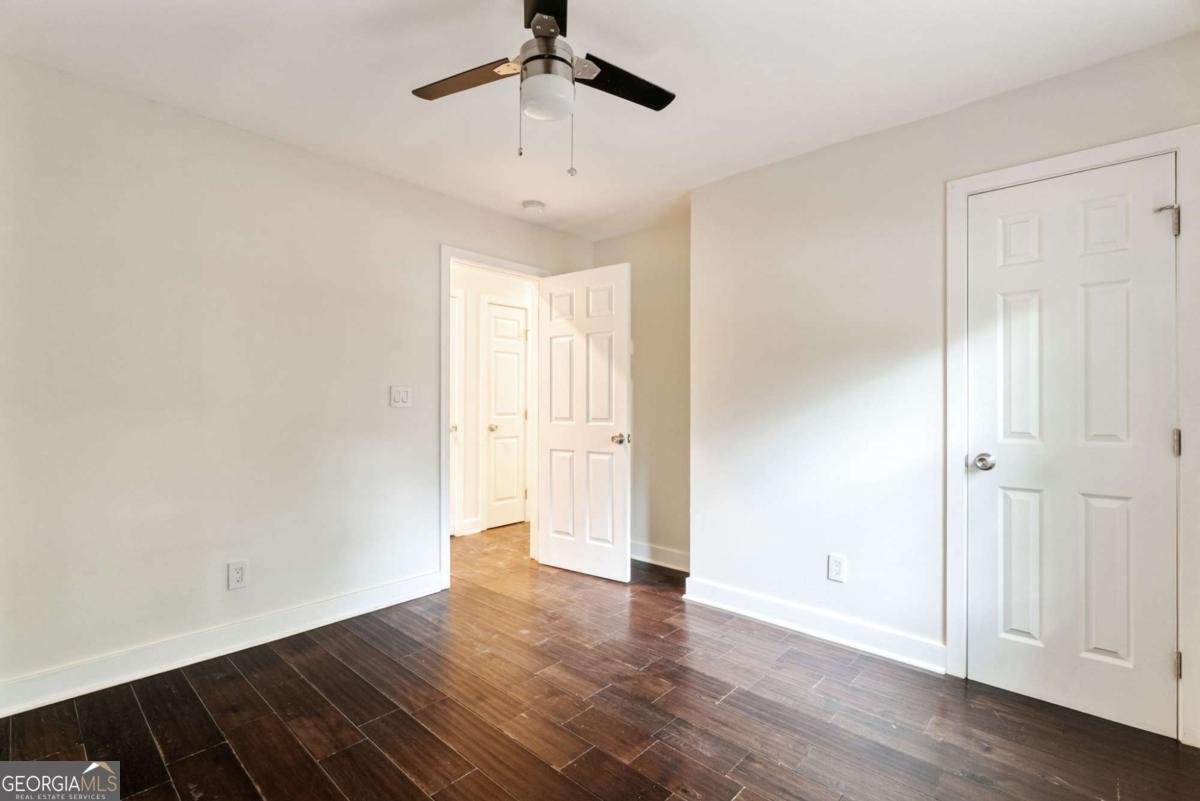 4084 Longview Drive Atlanta - 26