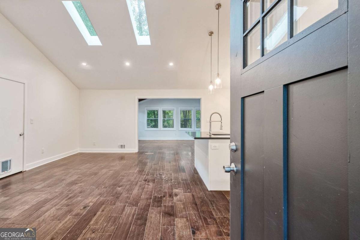 4084 Longview Drive Atlanta - 3